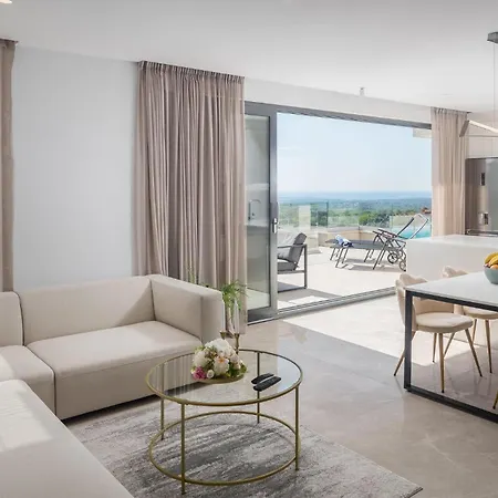 Awesome In With Sauna Kaštelir