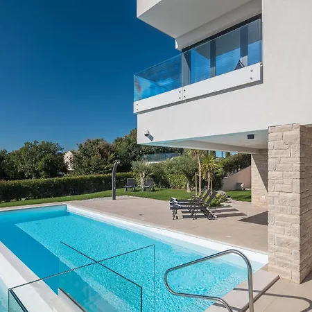 Awesome In With Sauna