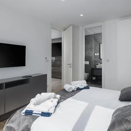 Awesome In With Sauna 別荘