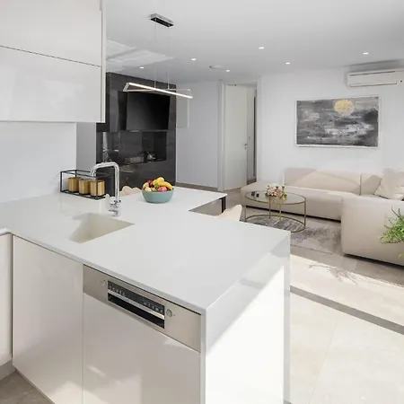 Awesome In With Sauna 別荘