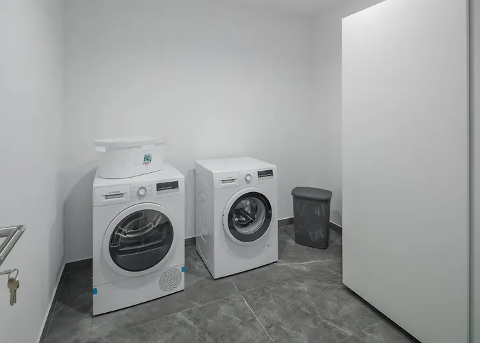 Awesome In With Sauna