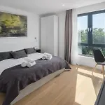 Gorgeous In With Sauna Feriehus *