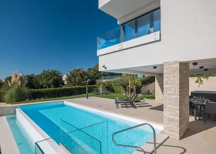 Awesome In With Sauna