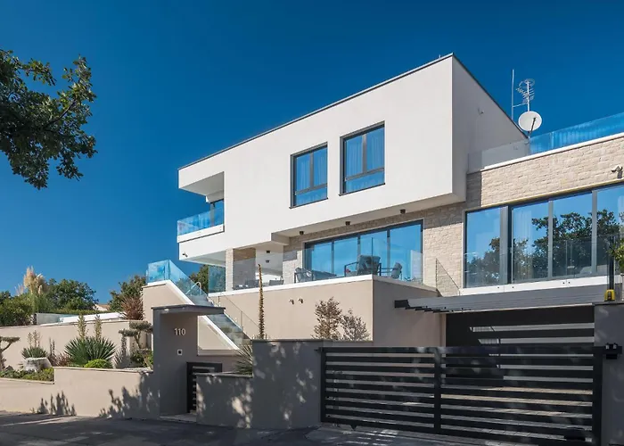 Awesome In With Sauna Kastelir